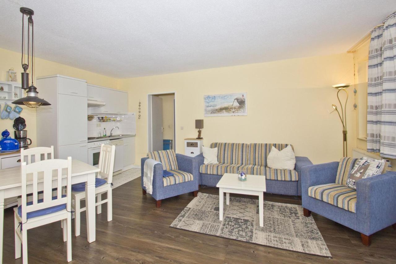 Strandnahe 2-Raum-Ferienwohnung Mit Balkon - Strandhaus Moenchgut Fewo 10 Lobbe Esterno foto