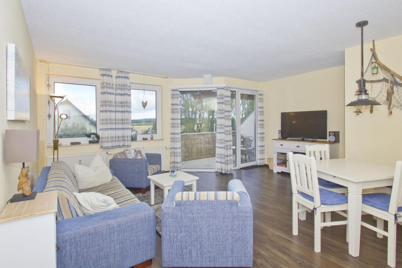 Strandnahe 2-Raum-Ferienwohnung Mit Balkon - Strandhaus Moenchgut Fewo 10 Lobbe Esterno foto